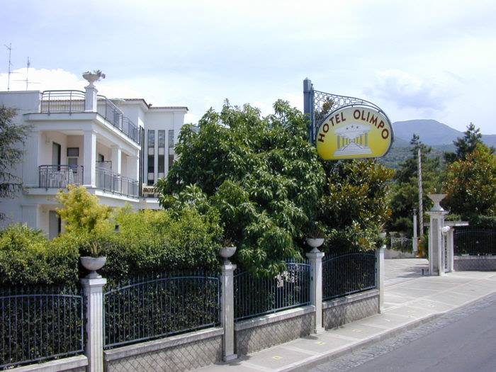 Hotel Olimpo esterni
